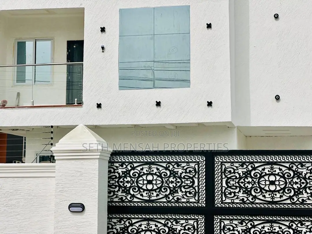 3bdrm House in Skm Property, Ashaley Botwe for sale