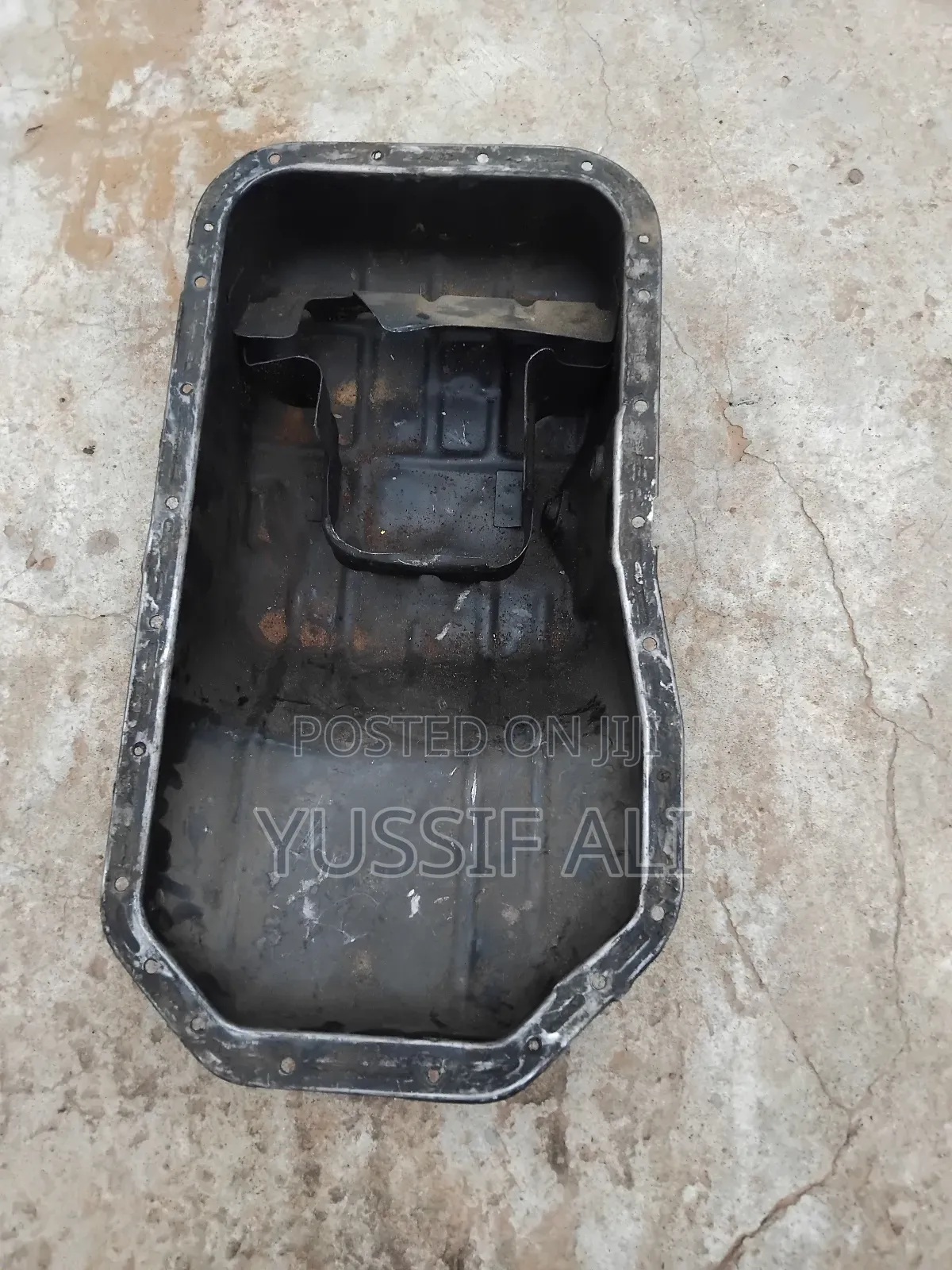 Hyundai Vast Cover and Oil Base for Sale