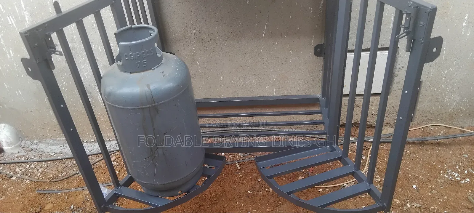 Double Gas Cylinder Cage