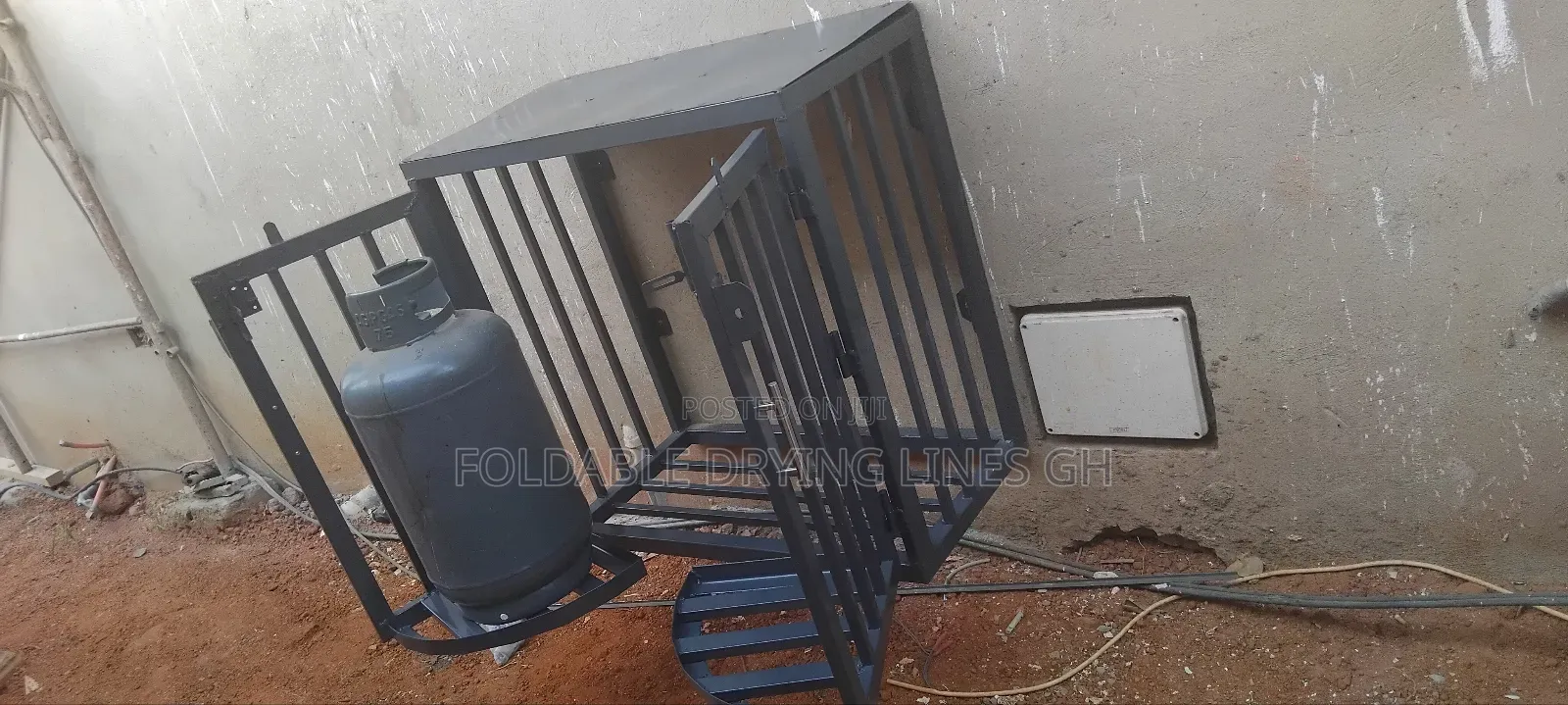 Double Gas Cylinder Cage