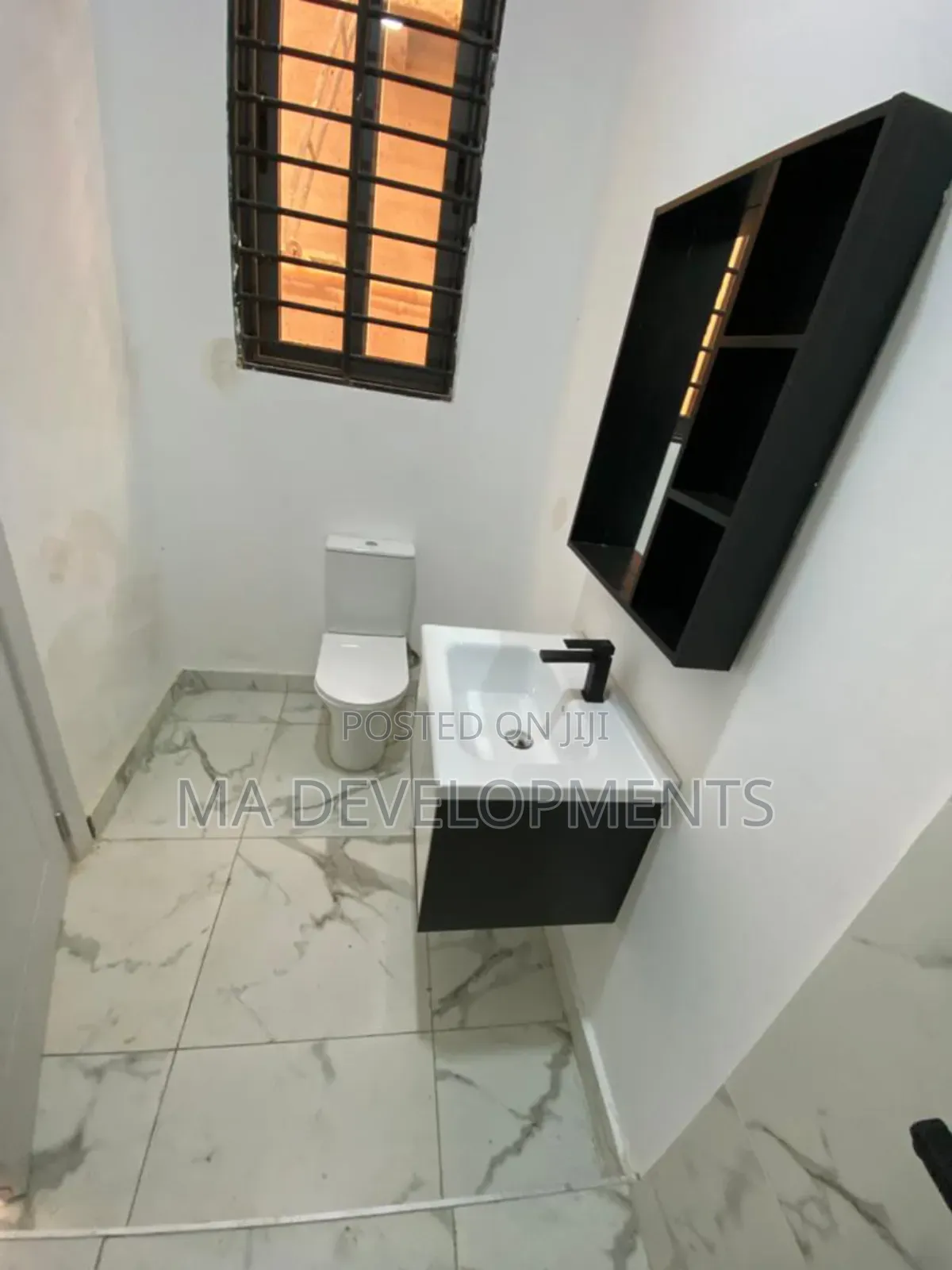 3bdrm Duplex in Madev Realty, Achimota for sale