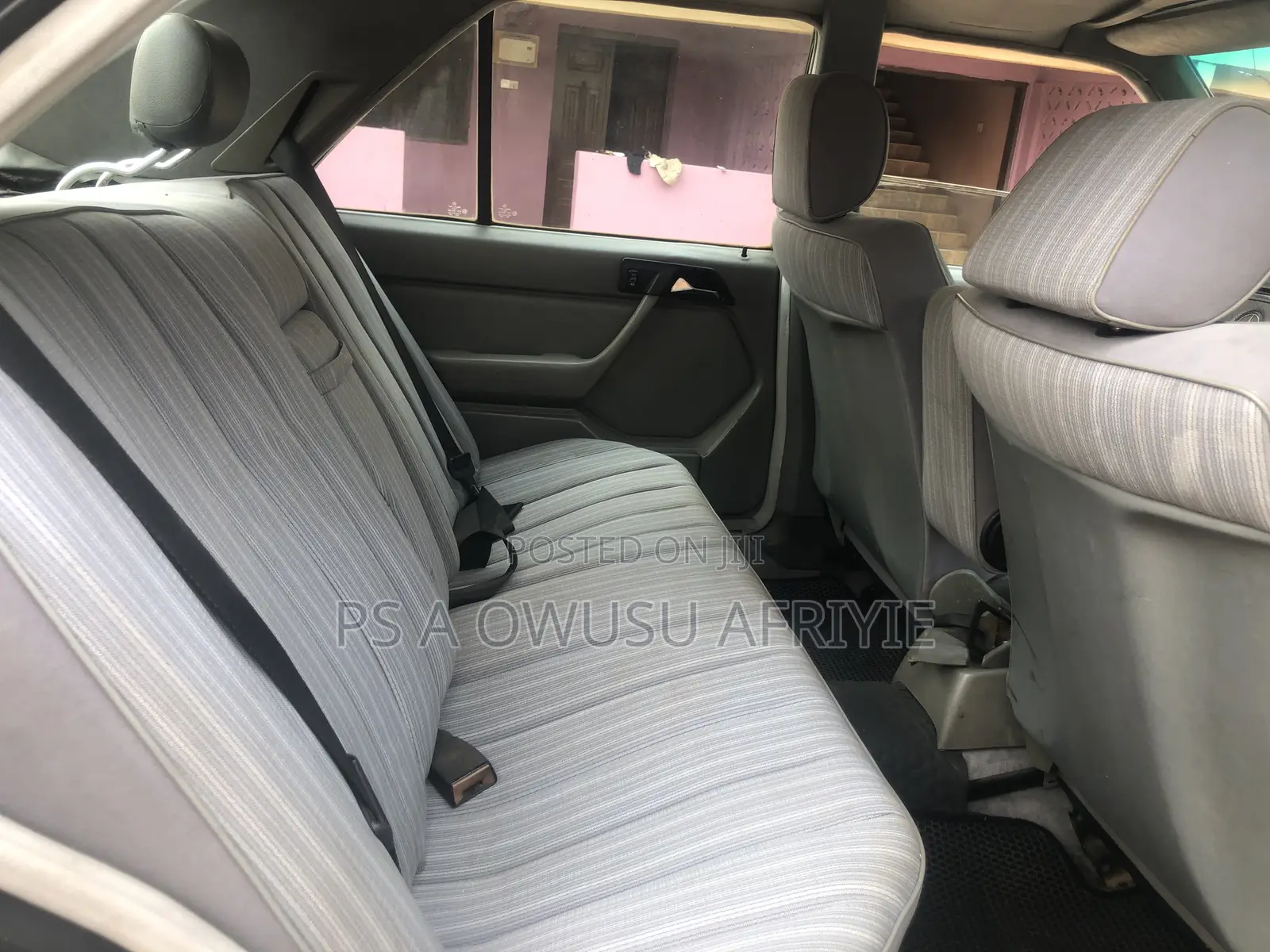 Mercedes-Benz 200E 1990 Black
