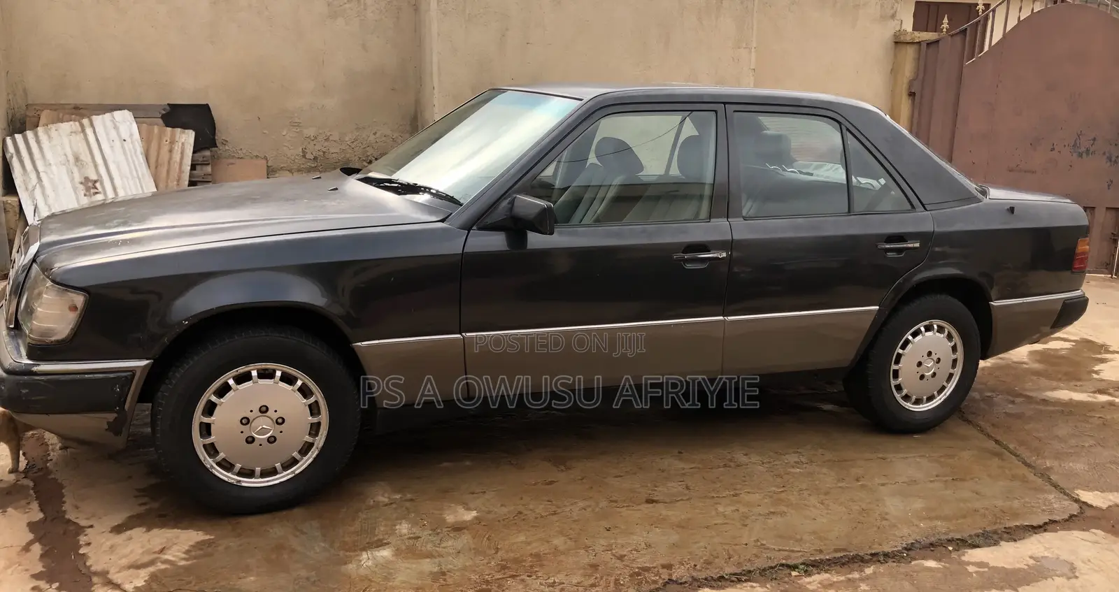 Mercedes-Benz 200E 1990 Black