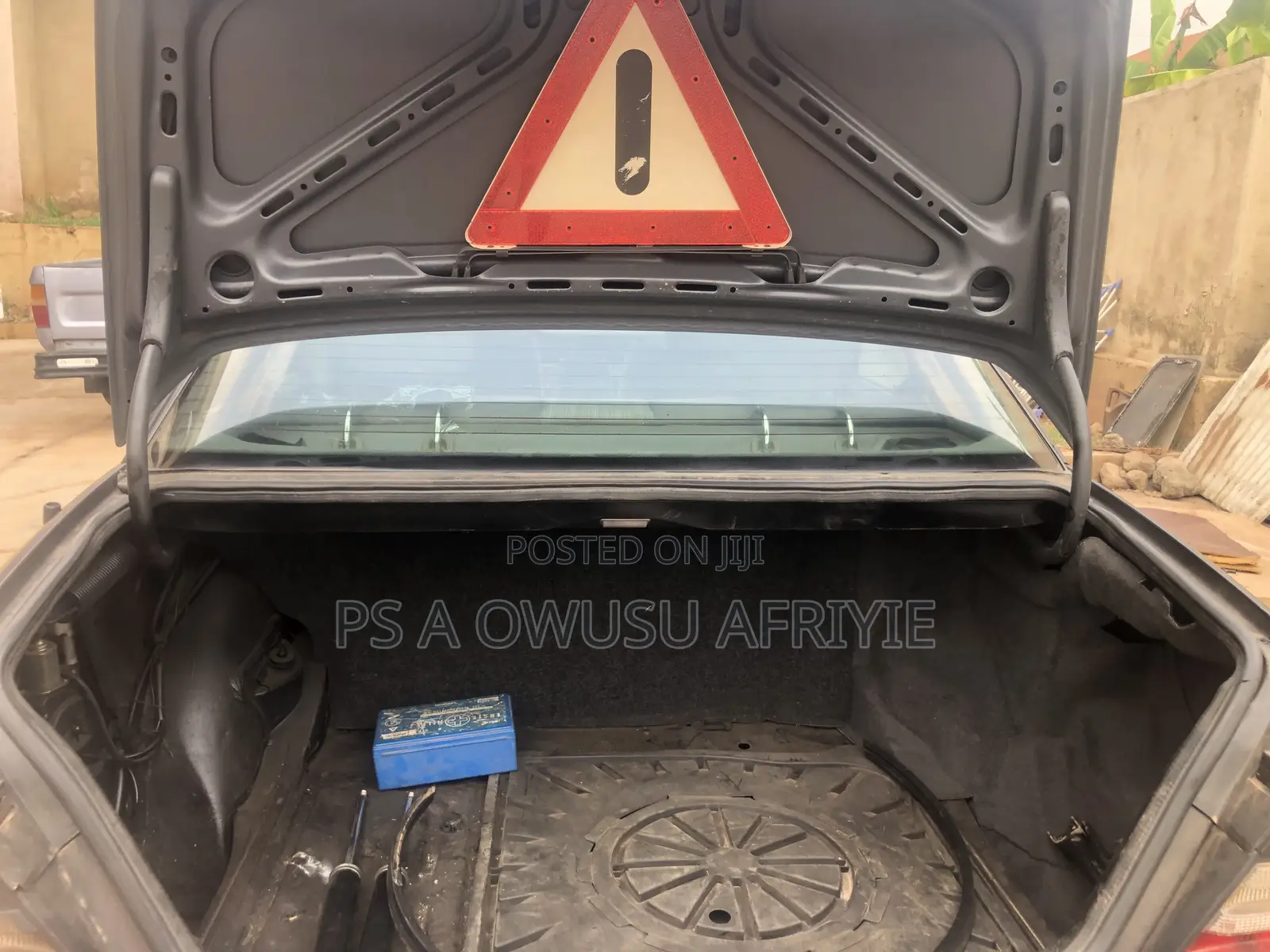 Mercedes-Benz 200E 1990 Black