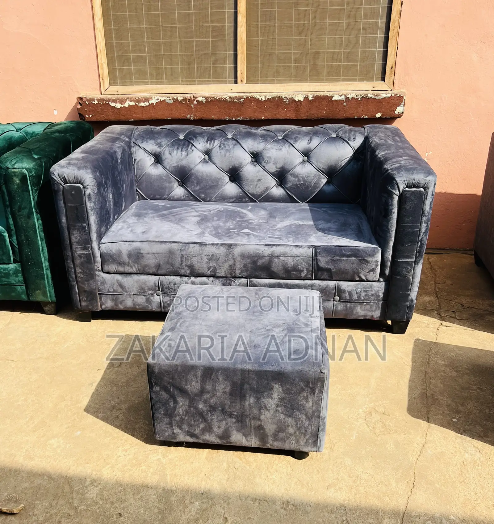 Furniture Sofa + Table