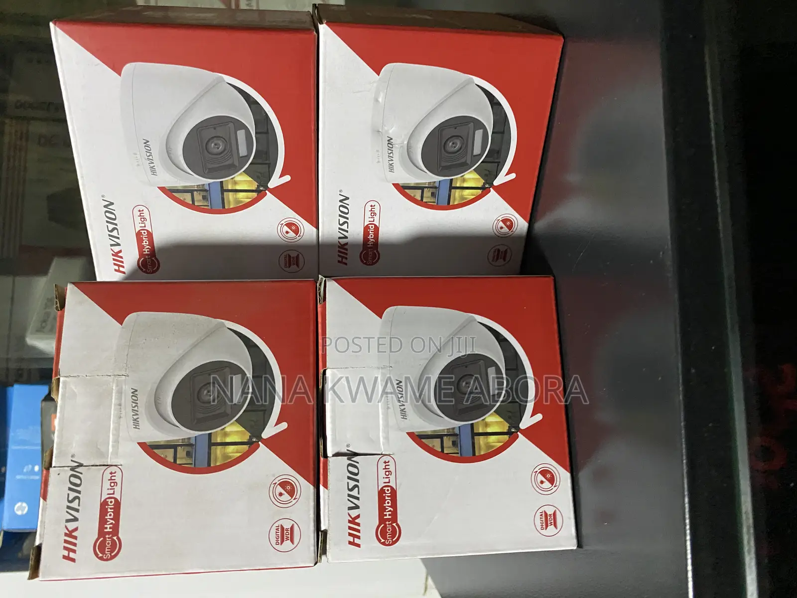 Hikvision / 5mp Dome Camera Smart Hybrid Light With Mic