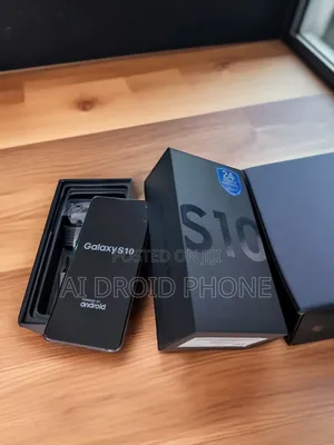 New Samsung Galaxy S10 128 GB Gray