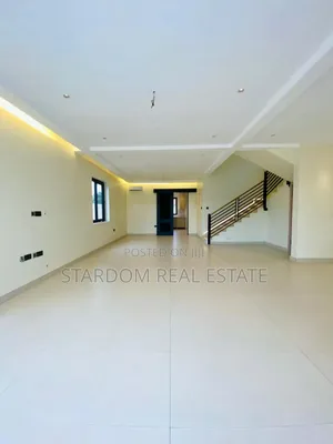 4bdrm Duplex in Dzorwulu for sale