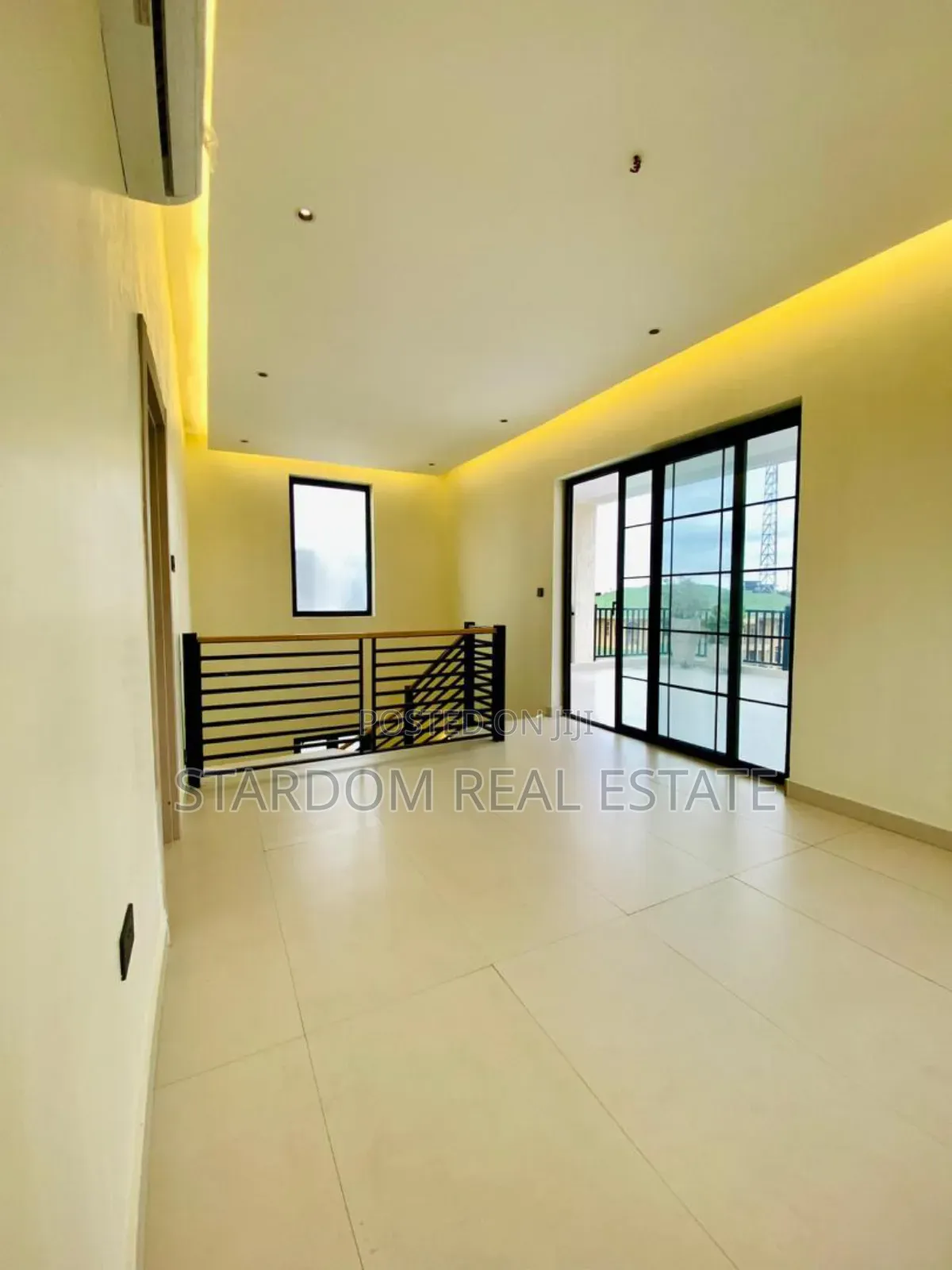 4bdrm Duplex in Dzorwulu for sale