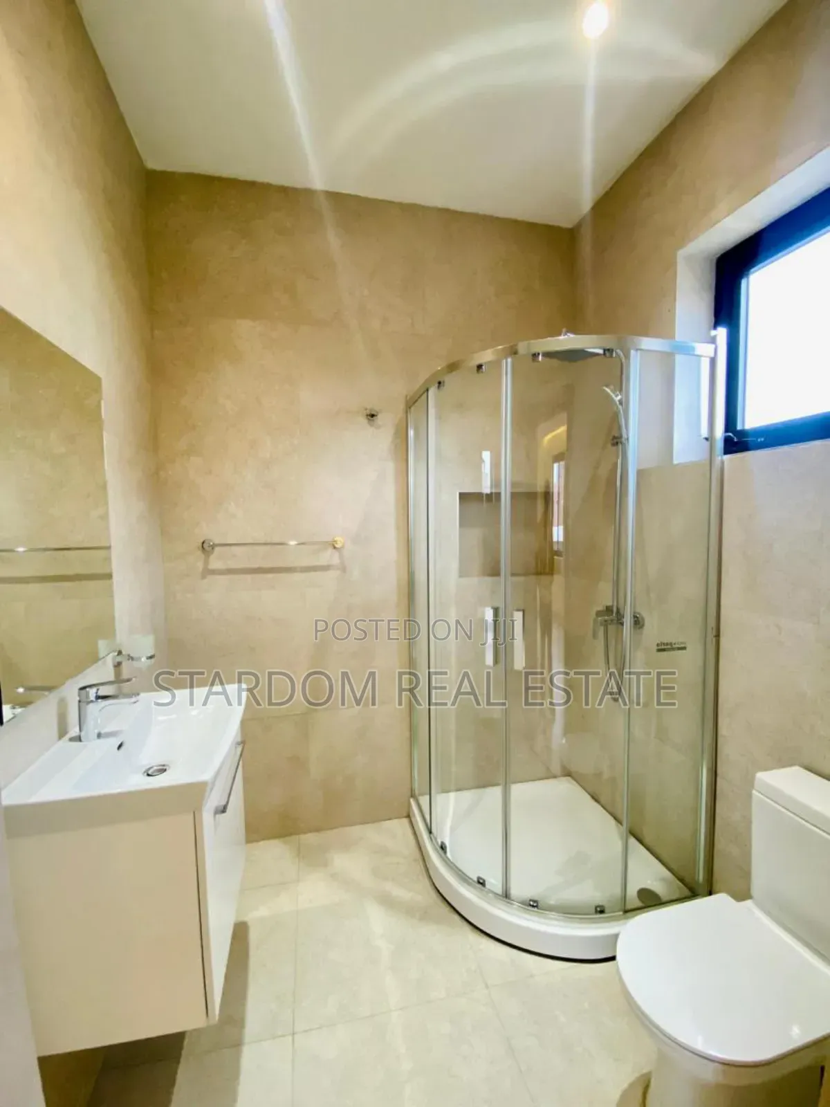 4bdrm Duplex in Dzorwulu for sale