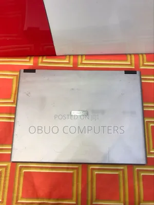 Laptop Toshiba Satellite L350 2GB Intel HDD 160GB