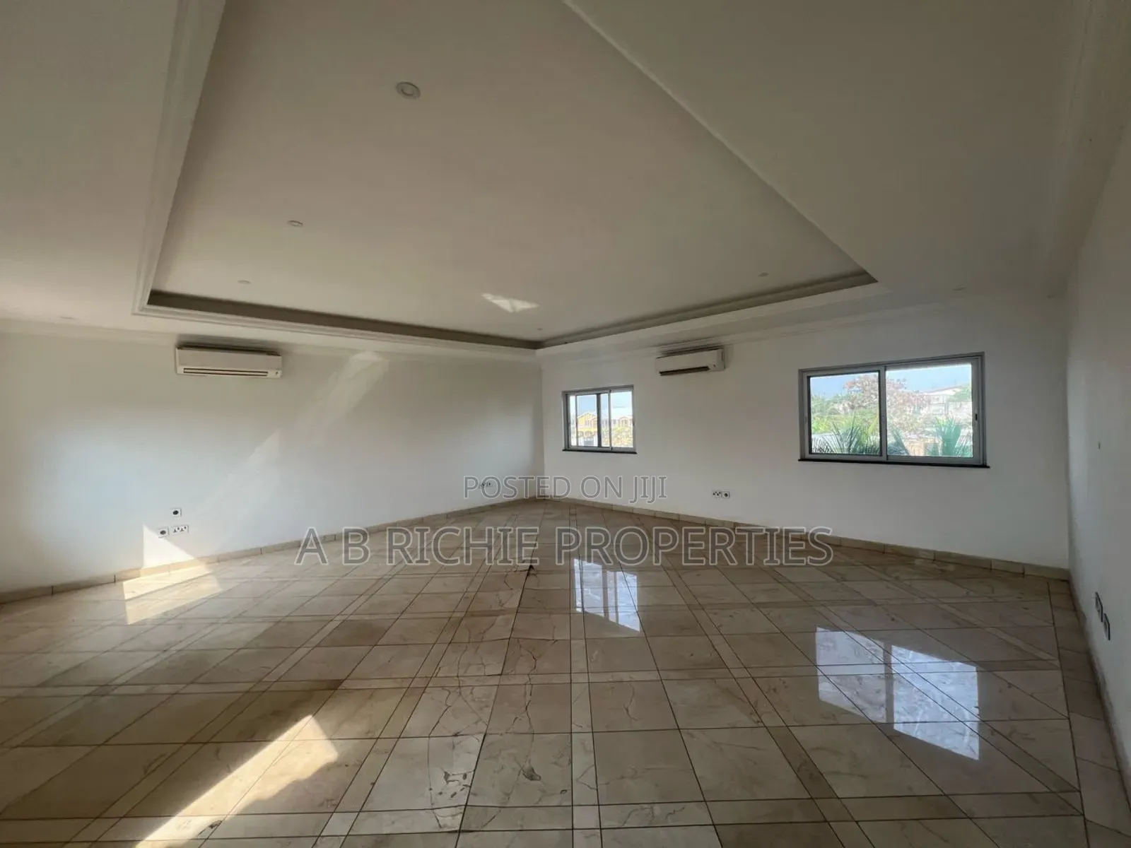 5bdrm Mansion in Ab Richie Properties, East Legon for sale
