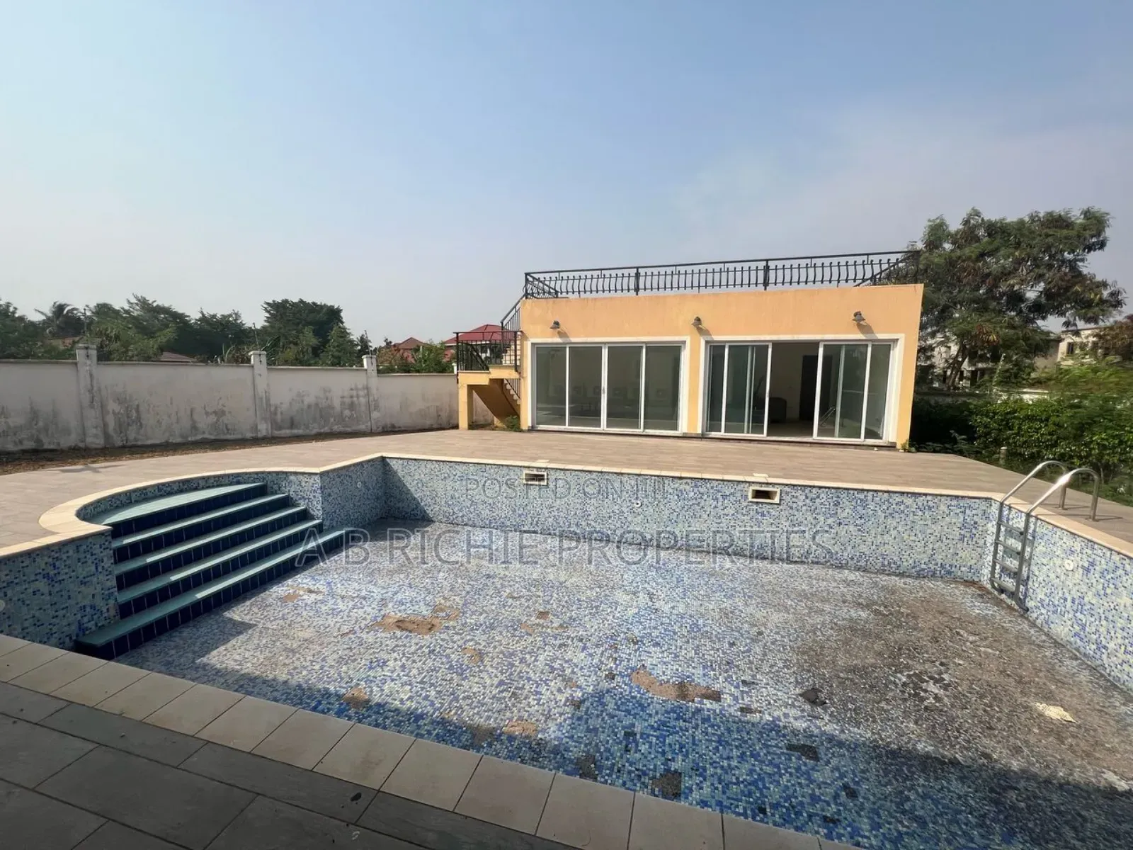 5bdrm Mansion in Ab Richie Properties, East Legon for sale