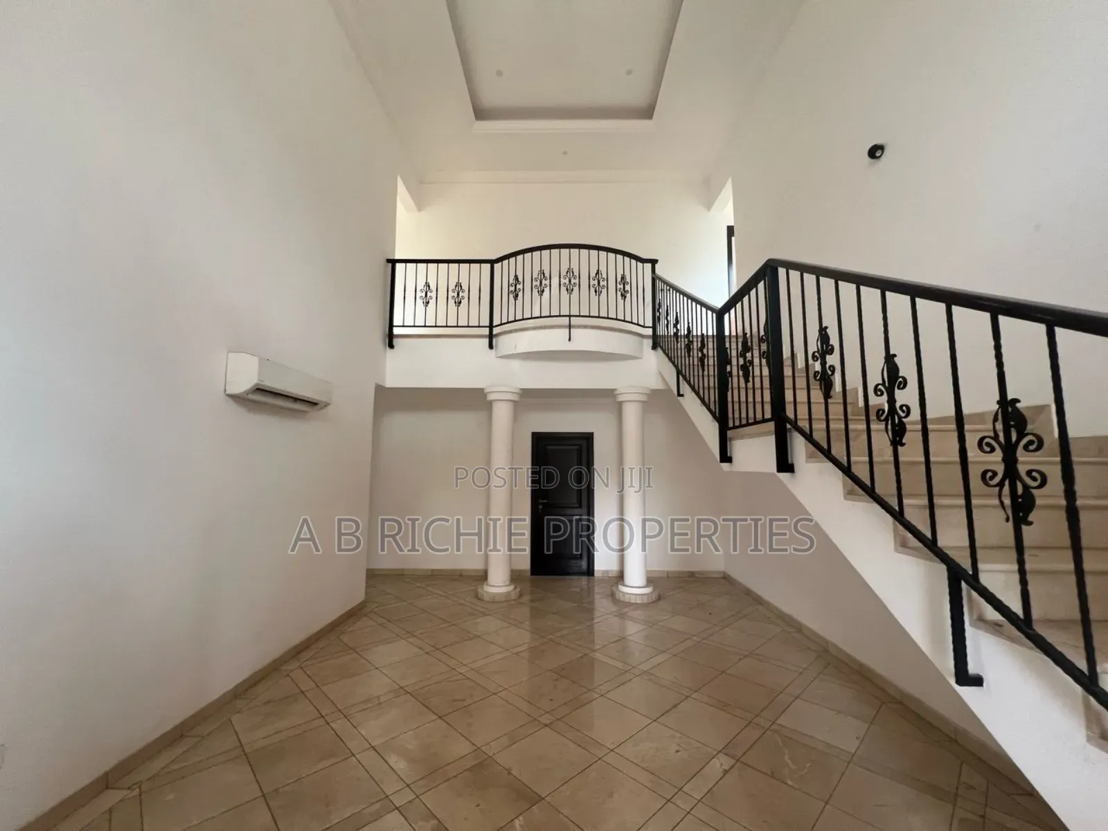5bdrm Mansion in Ab Richie Properties, East Legon for sale