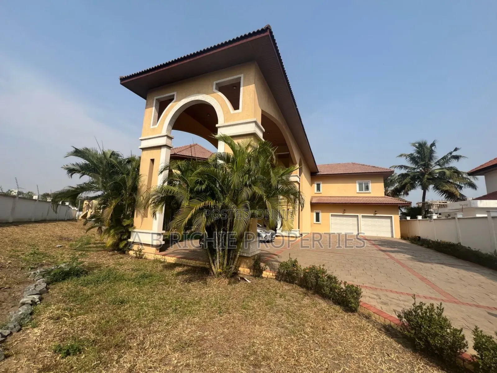 5bdrm Mansion in Ab Richie Properties, East Legon for sale