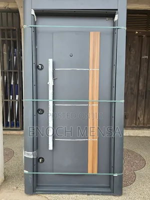 Ced Heavy Door