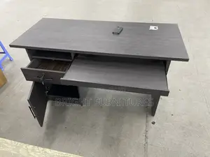 Quality Wooden Computer Desk for Home and Office Use