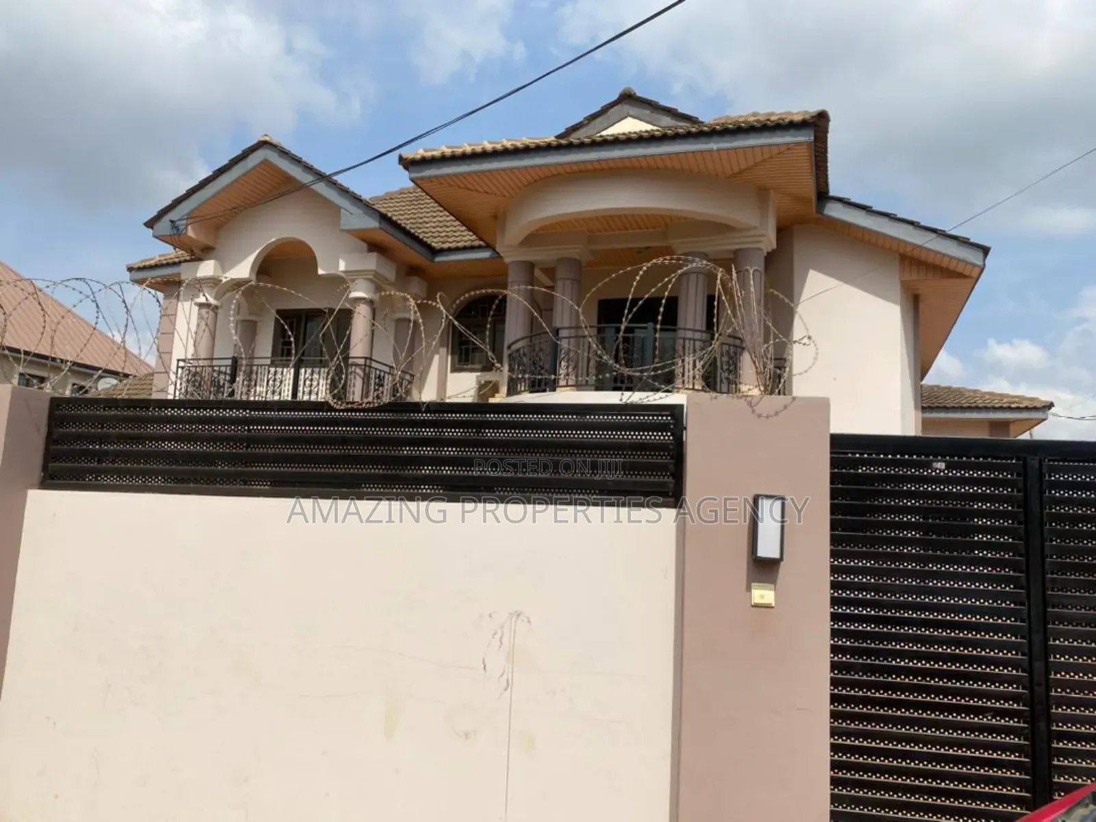 6bdrm House in Tseaddo for rent