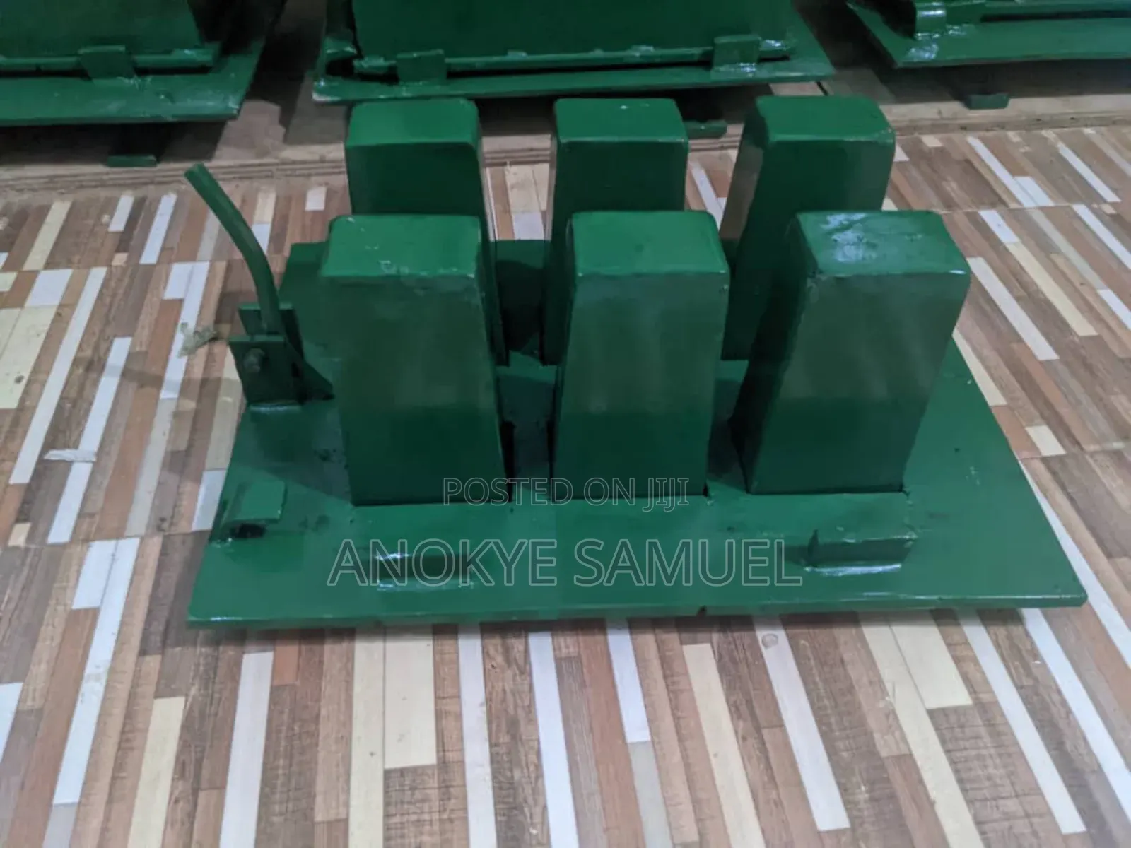 Concrete Block Moulds/Accessories