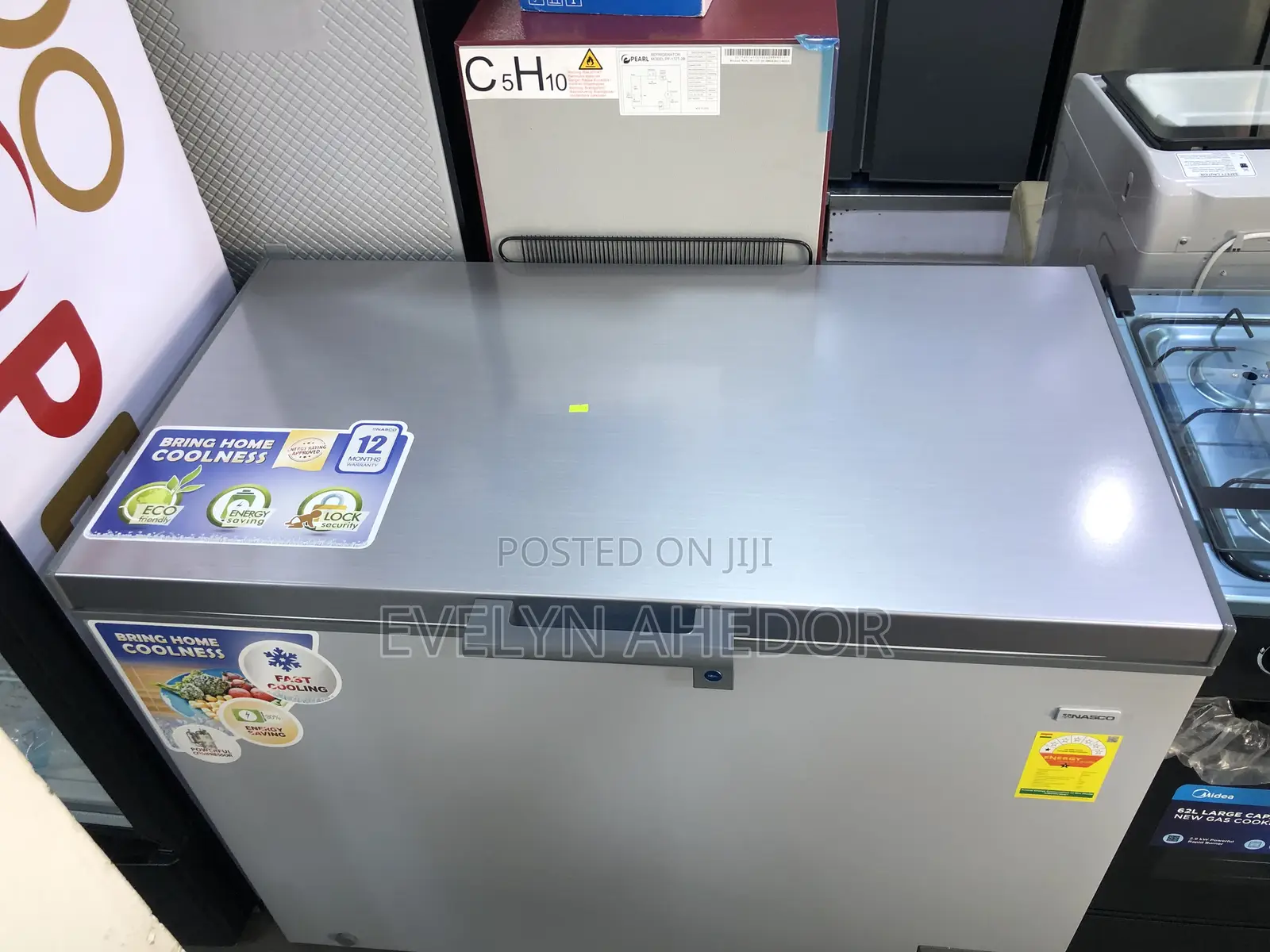 290 Liters Nasco Chest Freezer With White Basket