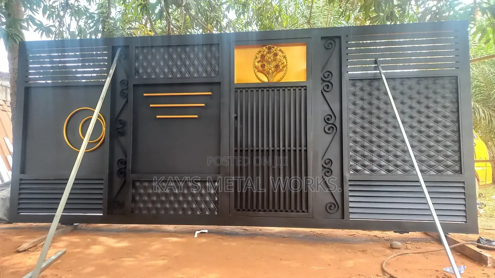 Kay's Round Design Gate