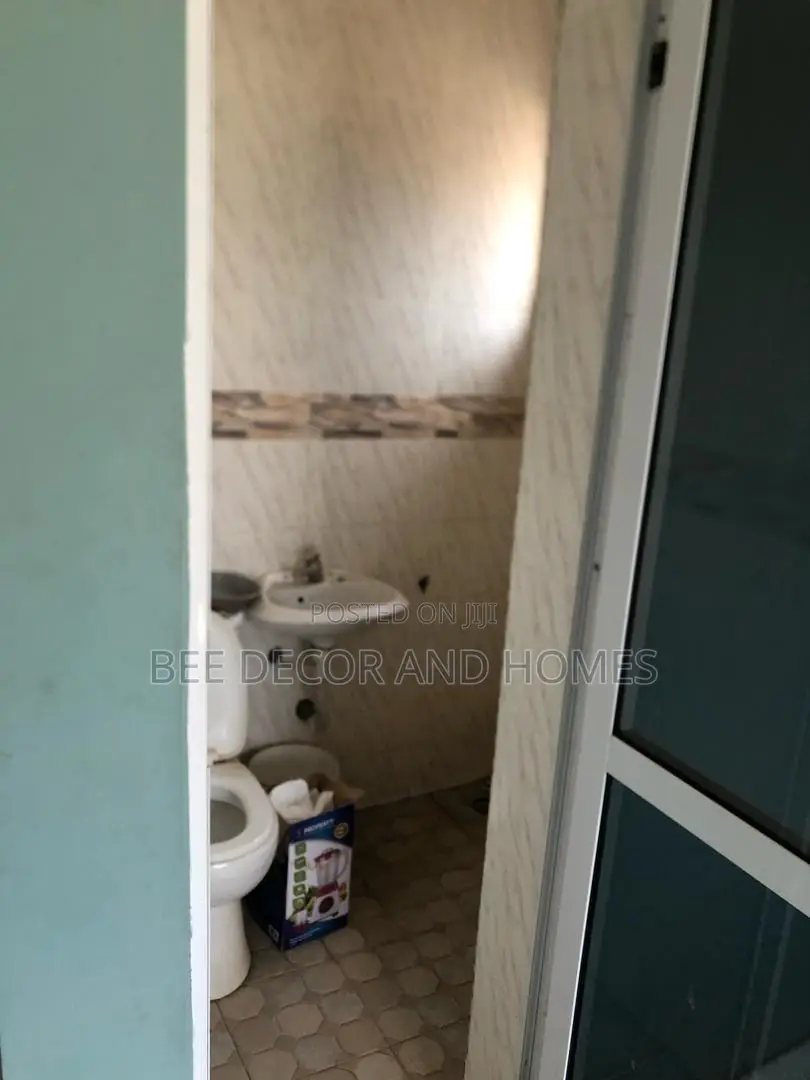Mini Flat in Bee Decor & Homes, Oyarifa for sale