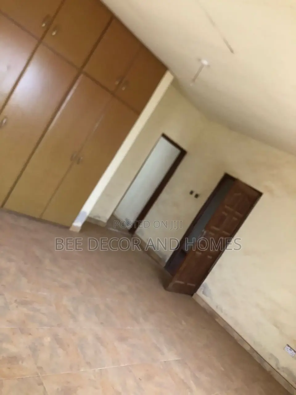 9bdrm Mansion in Bee Decor & Homes, Oyarifa for sale