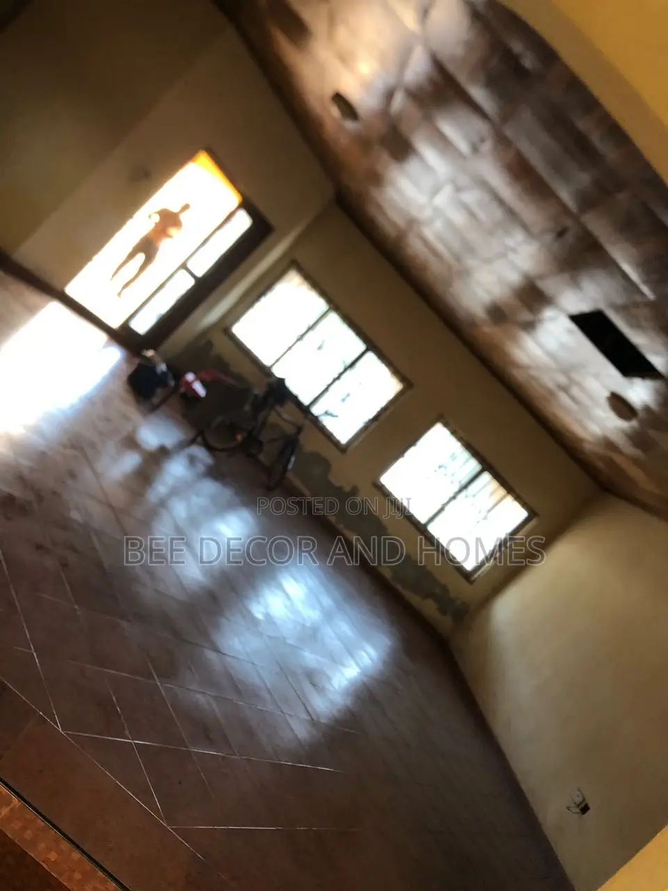 9bdrm Mansion in Bee Decor & Homes, Oyarifa for sale