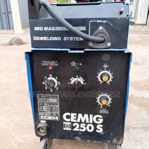 Used Mig 250s Industrial Welding Machine From Italy