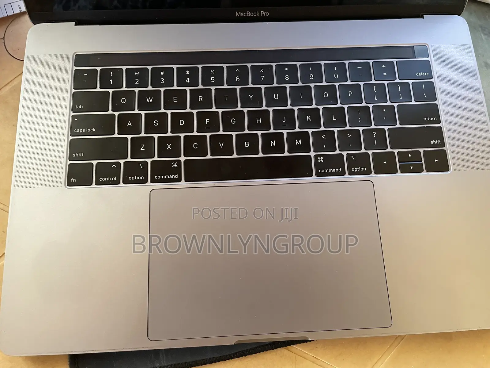 Laptop Apple MacBook Pro 2018 16GB Intel Core I7 SSD 256GB