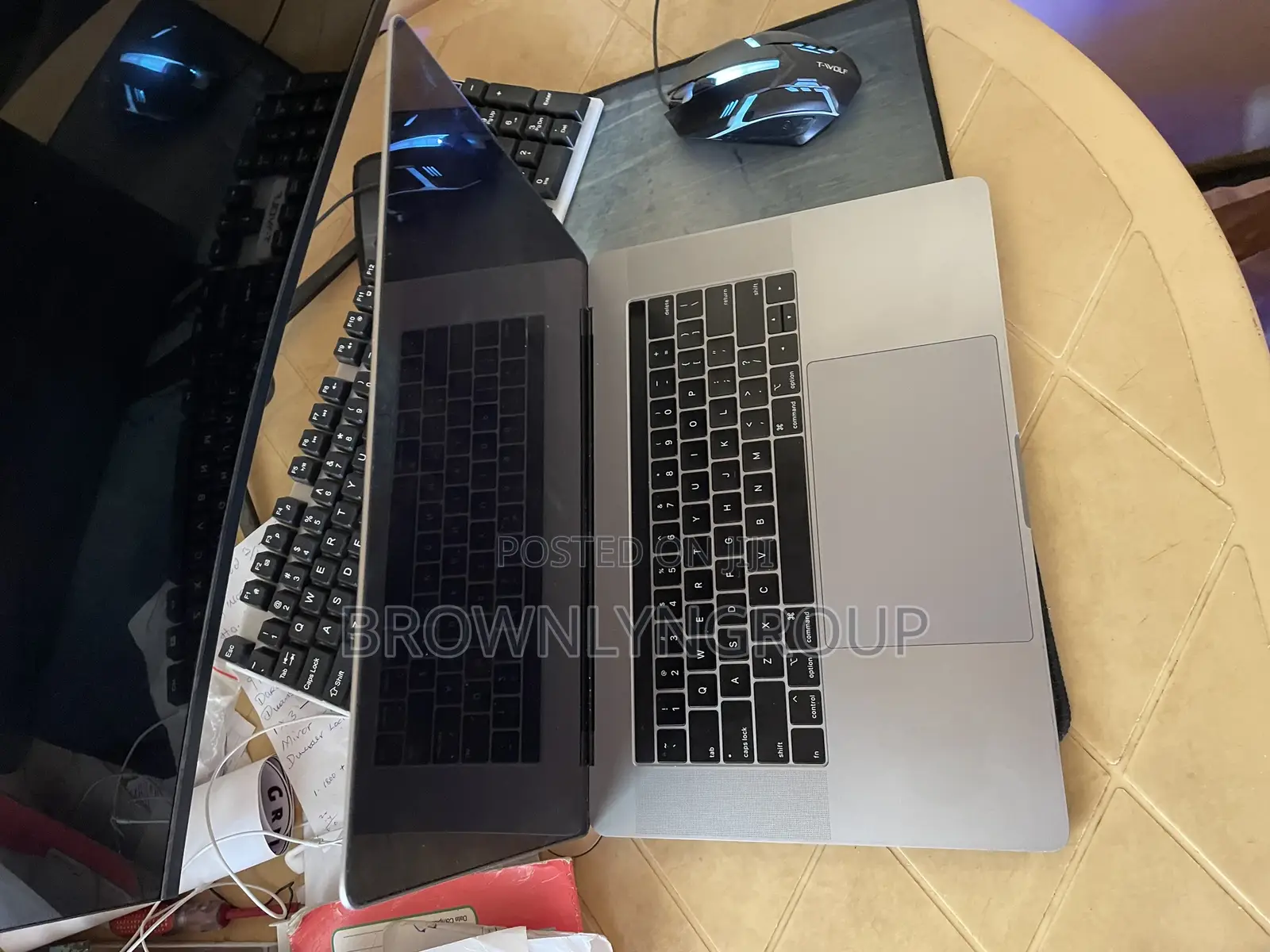 Laptop Apple MacBook Pro 2018 16GB Intel Core I7 SSD 256GB