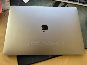 Laptop Apple MacBook Pro 2018 16GB Intel Core I7 SSD 256GB