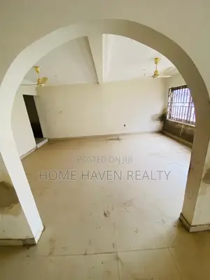 5bdrm House in Westland for rent