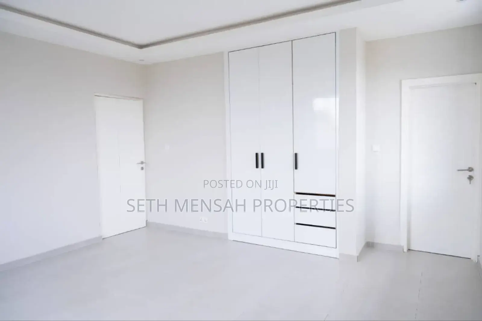 5bdrm House in Skm Properties, Kwabenya for sale