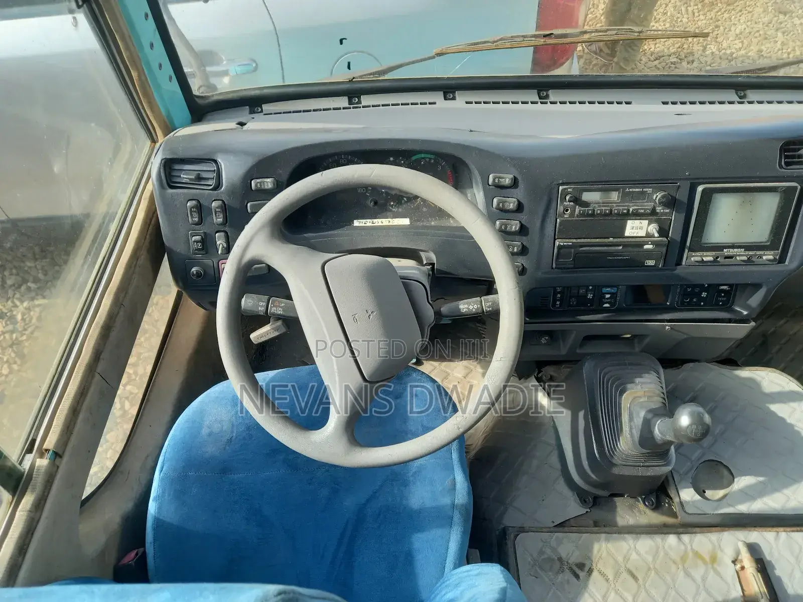 Hyundai County 2012 Blue
