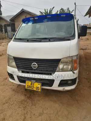 Nissan Caravan (Urvan) 2012 White