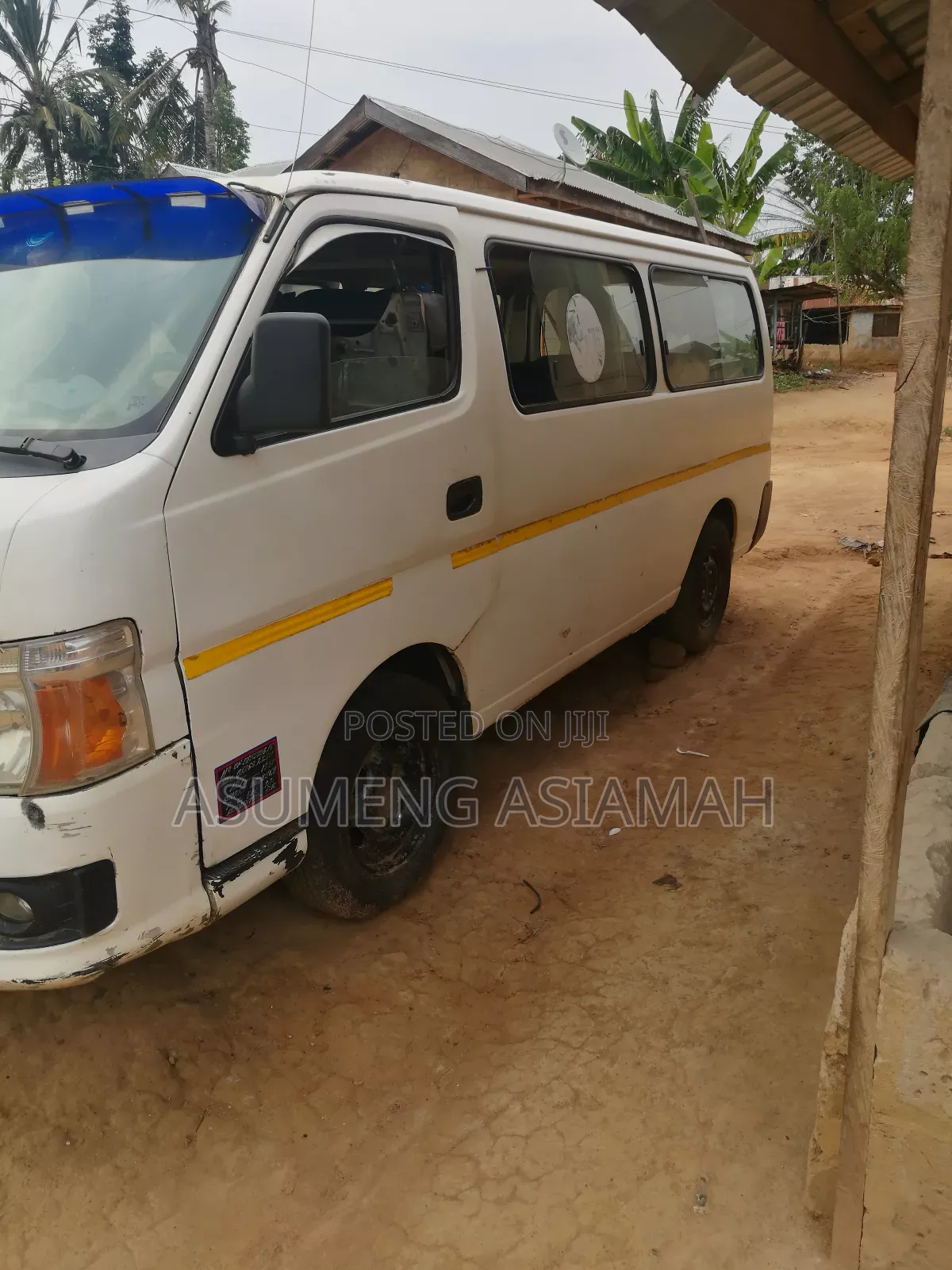Nissan Caravan (Urvan) 2012 White