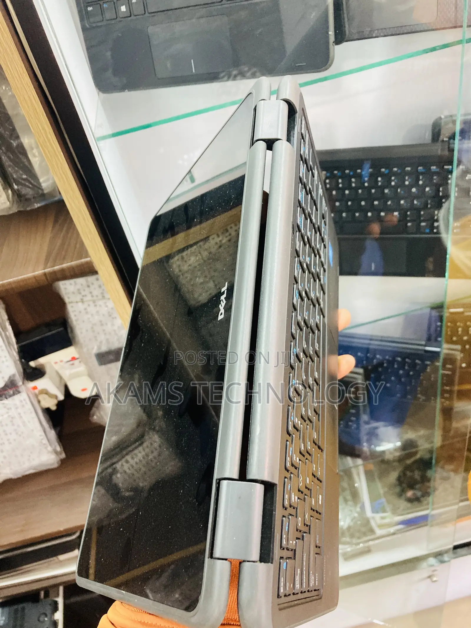 Laptop Dell Latitude 3189 8GB Intel Pentium SSD 128GB