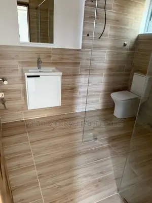 3bdrm House in Skm Properties, Adenta for sale
