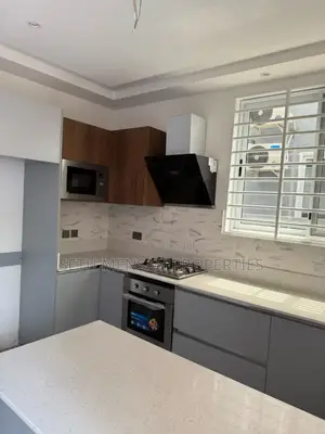 3bdrm House in Skm Properties, Adenta for sale