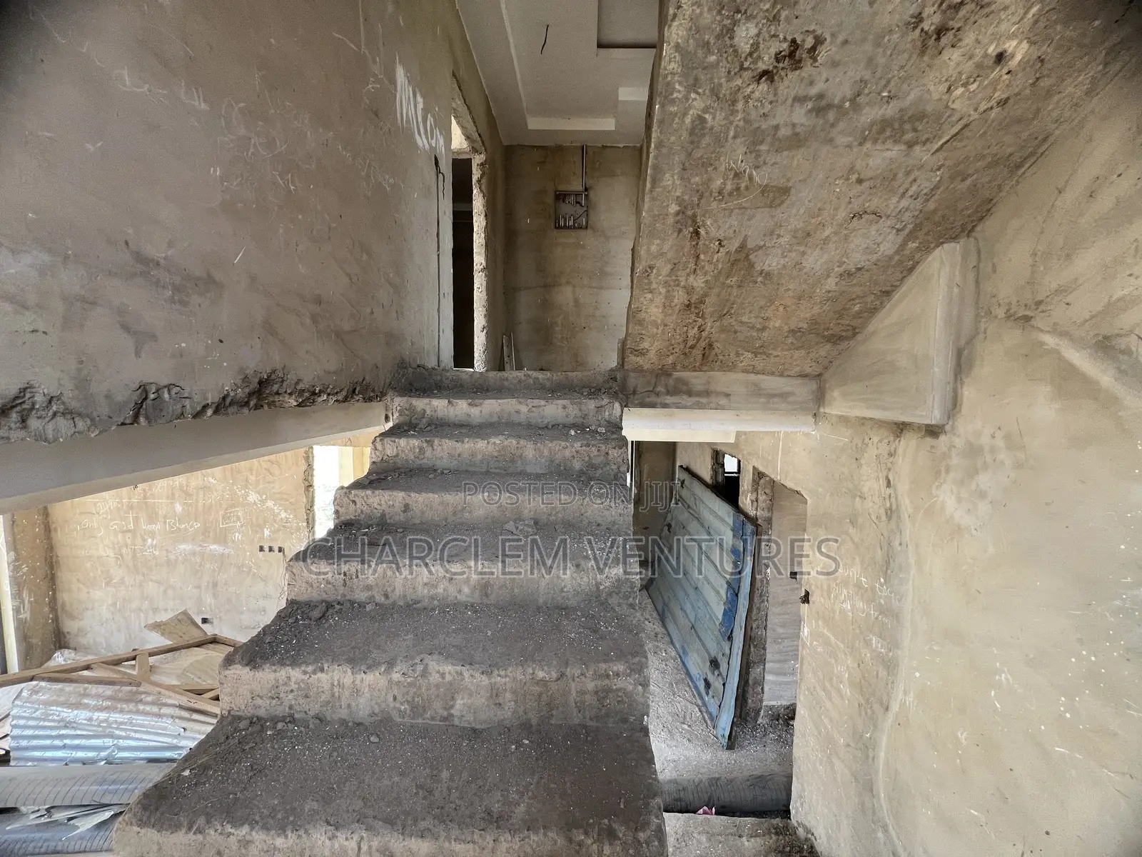 4bdrm Townhouse/Terrace in Charclem Ventures, East Legon for sale