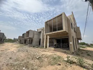 4bdrm Townhouse/Terrace in Charclem Ventures, East Legon for sale