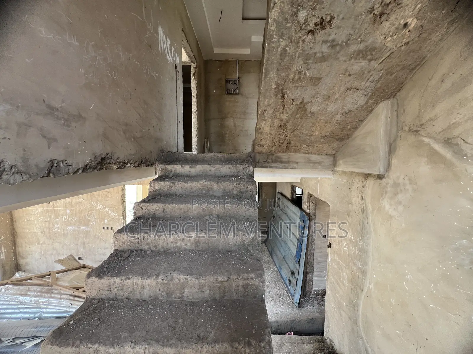 4bdrm Townhouse/Terrace in Charclem Ventures, East Legon for sale