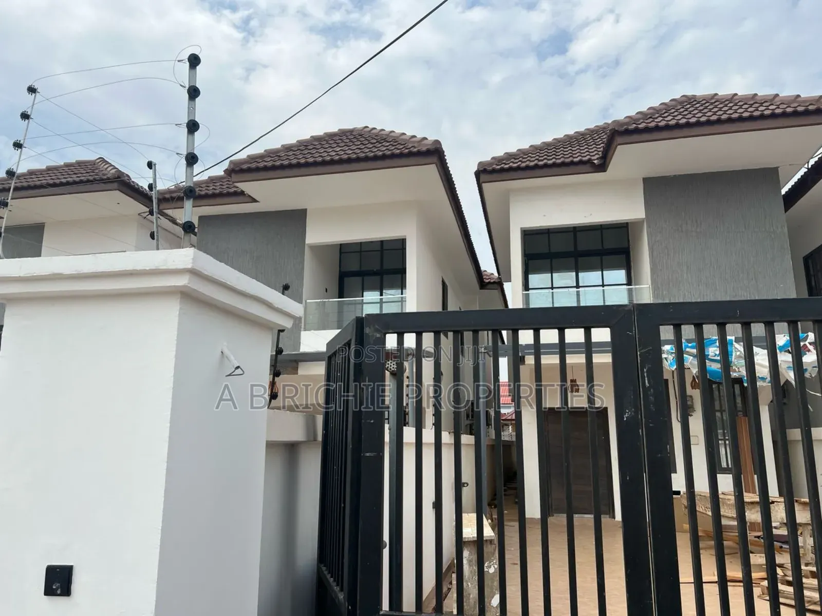 3bdrm House in Ab Richie Properties, Spintex for rent