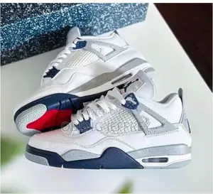Photo - Original Air Jordan 4 Retro Midnight