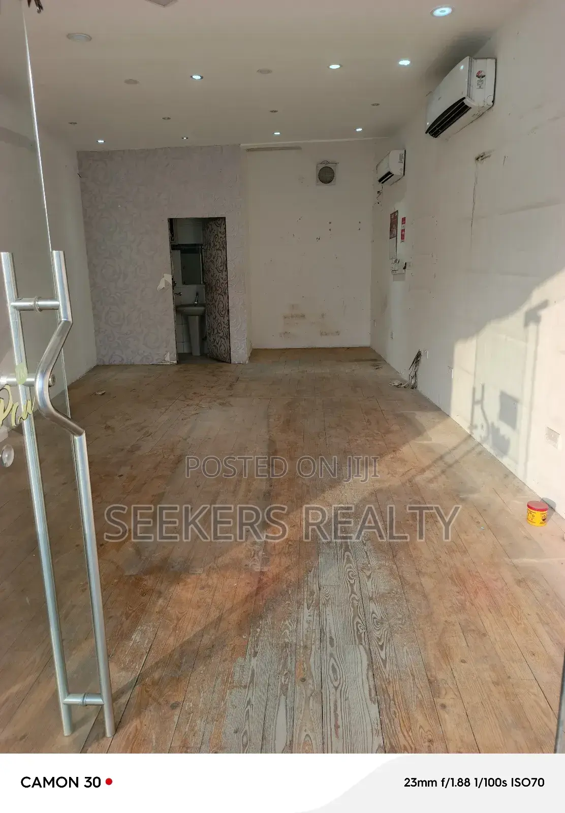 Contemporary Shop on a Busy Street at Labone for Rent