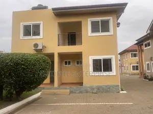 4bdrm Duplex in Tesano for rent