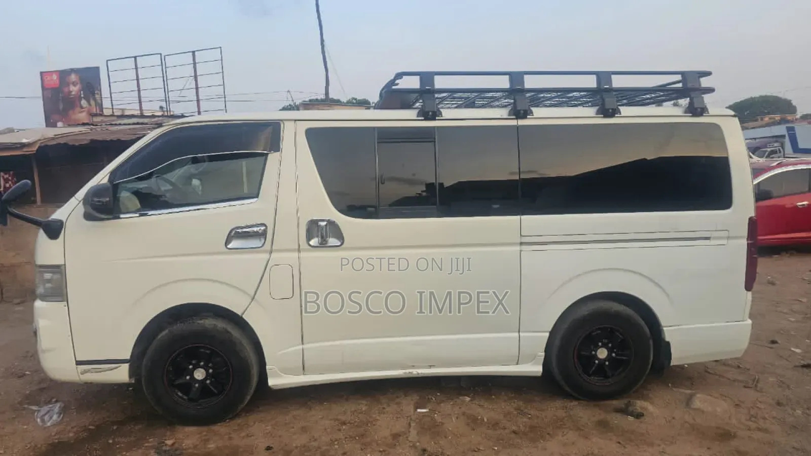 Toyota HiAce 2010 White