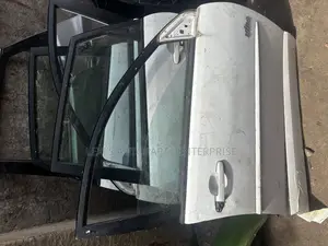 Pontiacvibe 2002,2005 Doors Available