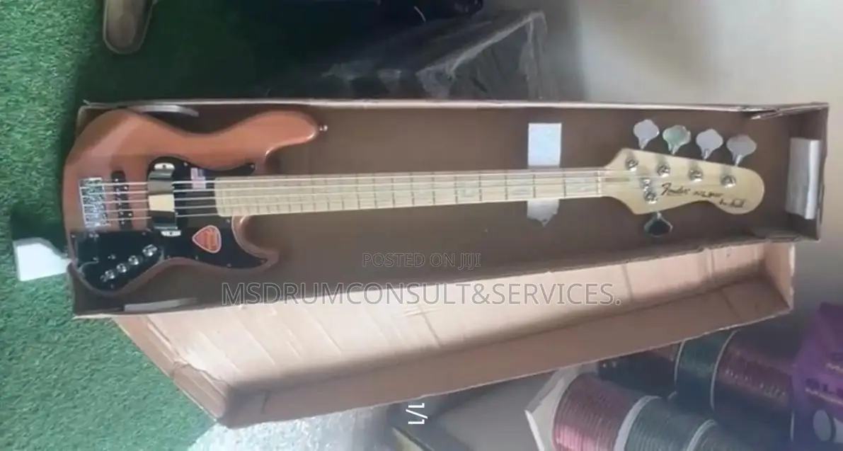 Fender Active Bass Guitar